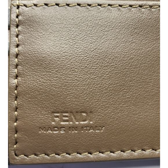 NEW AUTHENTIC FENDI LEATHER CARD HOLDER MADE IN ITALY PURSE BAG WALLET INSERT - Picture 5 of 5